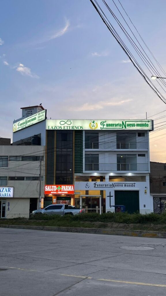 funeraria nuevo mundo Chiclayo sede Almanzor